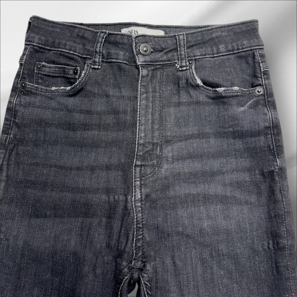 ZARA Women’s 4 Black HW SKINNY Jeans